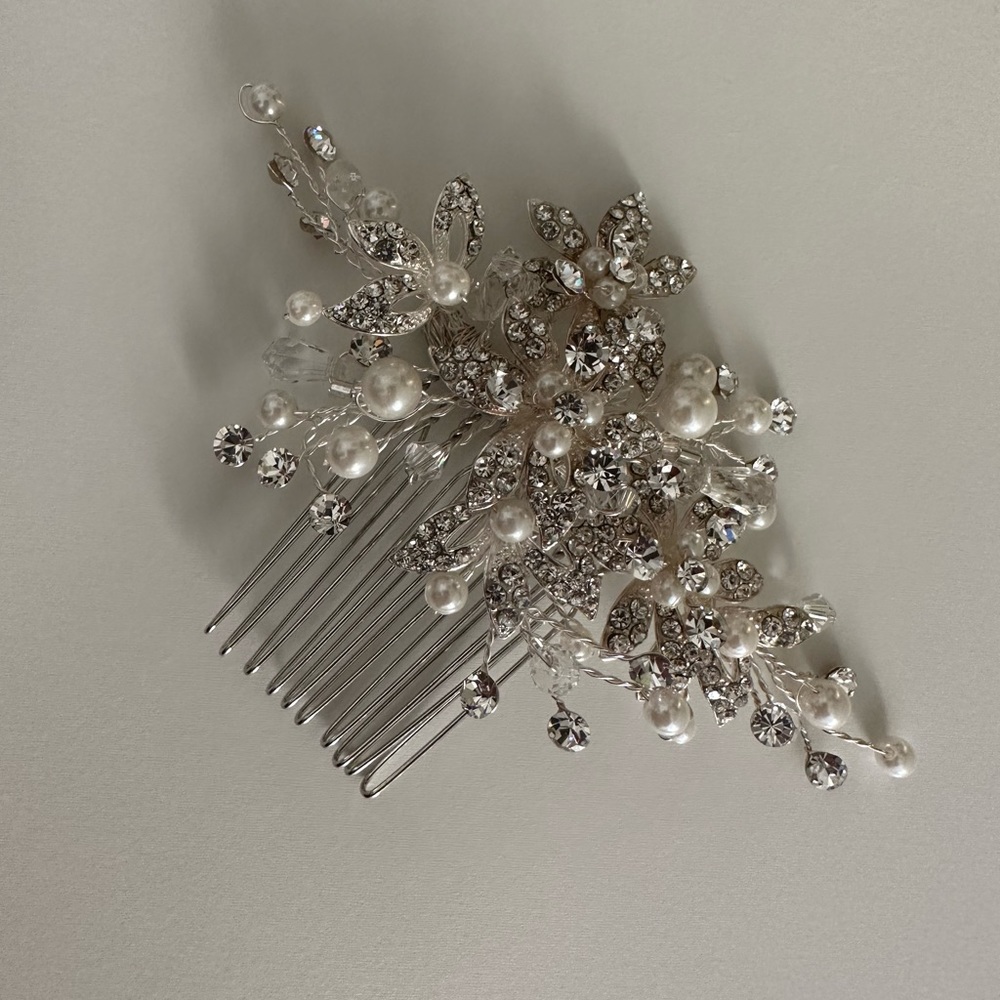 Hairpins for Bride. Elegant, simply and stylish - Picture 5 of 5